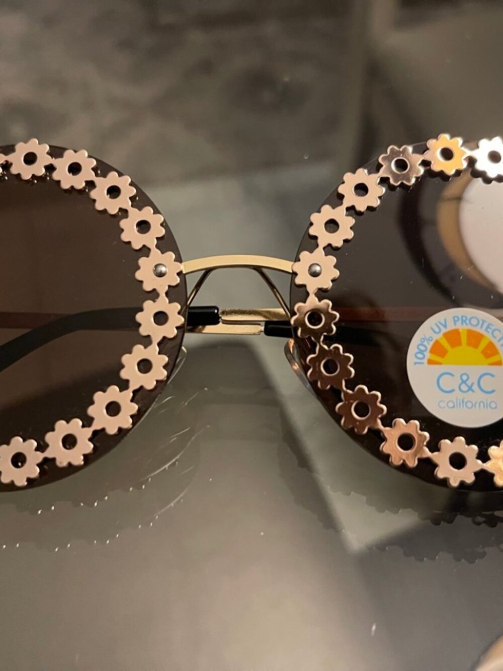 C&C California Round Flower Rim Sunglasses Brown $20 Retail